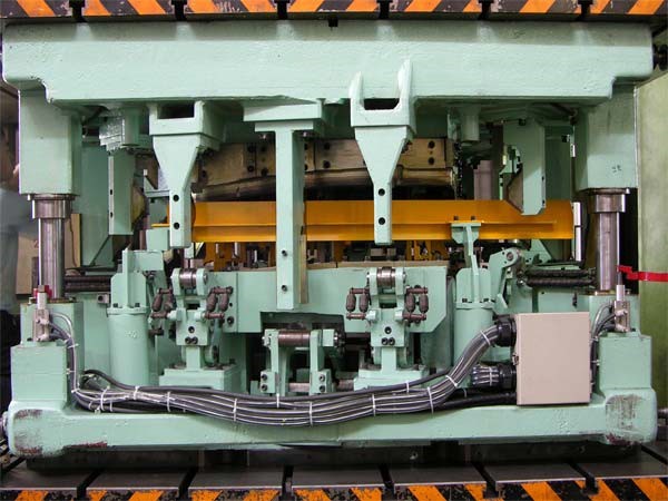 Hemming dies · Original equipment images 11
