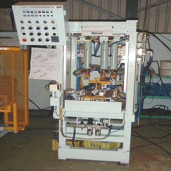 Seat welding system · Original equipment images 2